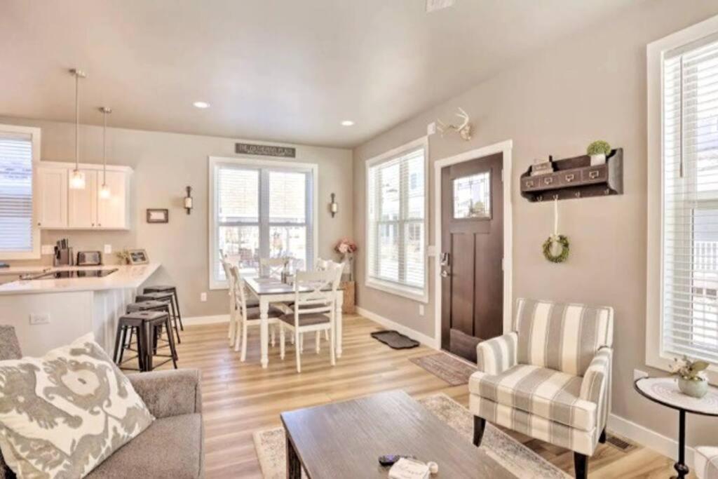 New! Cozy & Modern Spearfish Home Near Downtown! Kültér fotó
